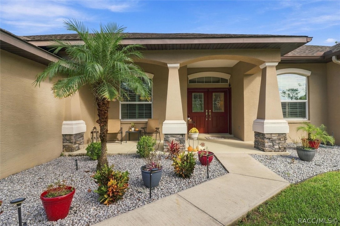 5 Nemesia Court W, Homosassa, FL 34446