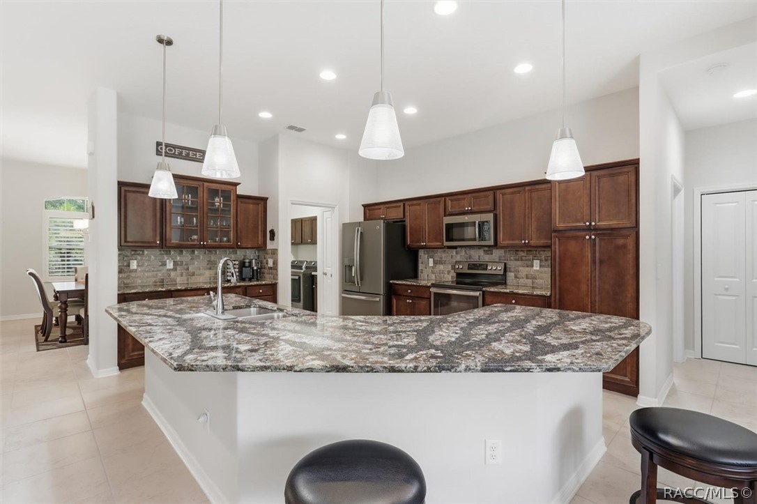 5 Nemesia Court W, Homosassa, FL 34446