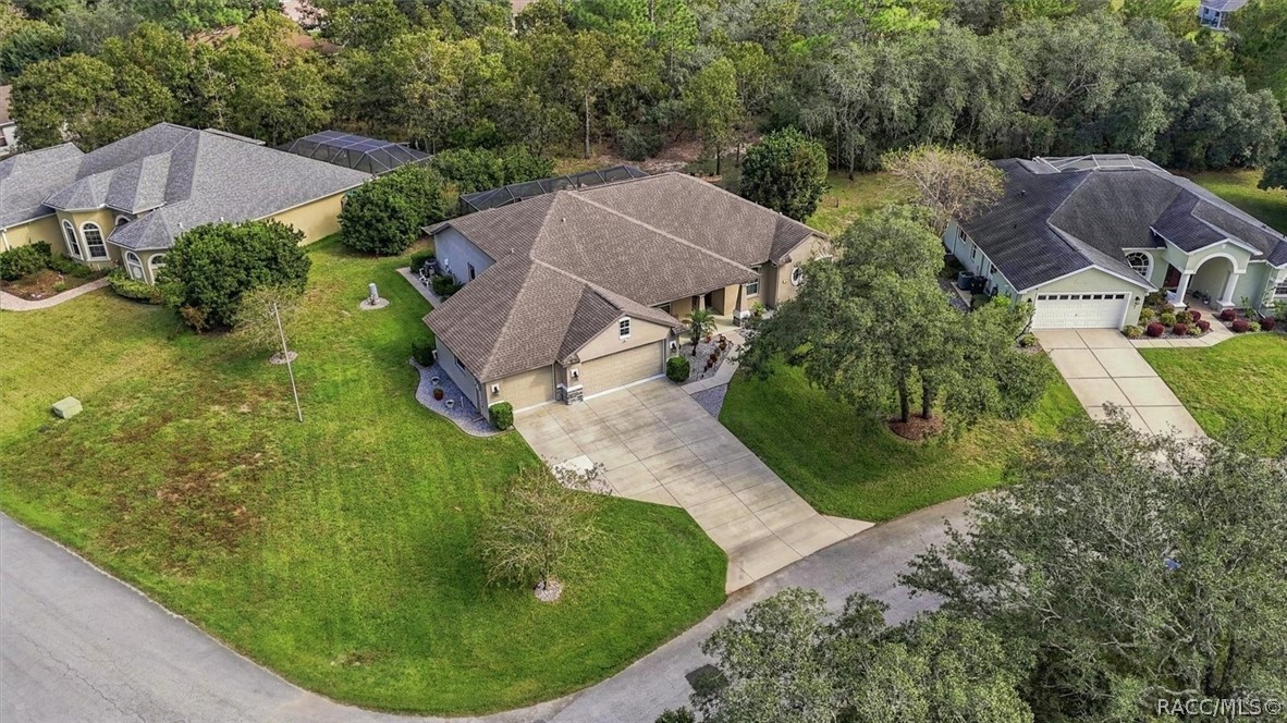 5 Nemesia Court W, Homosassa, FL 34446