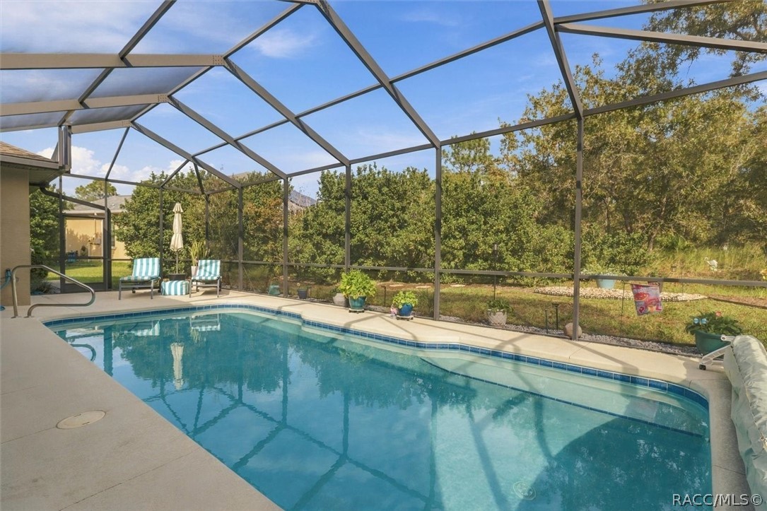 5 Nemesia Court W, Homosassa, FL 34446