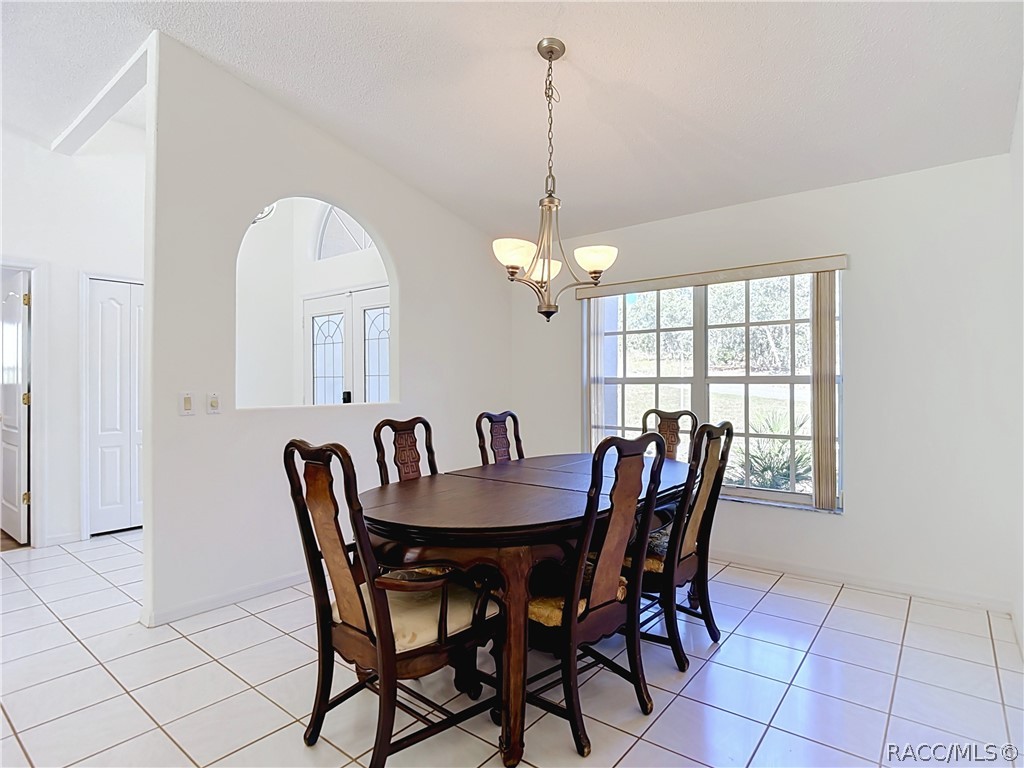 20 Bonnie Court S, Homosassa, FL 34446