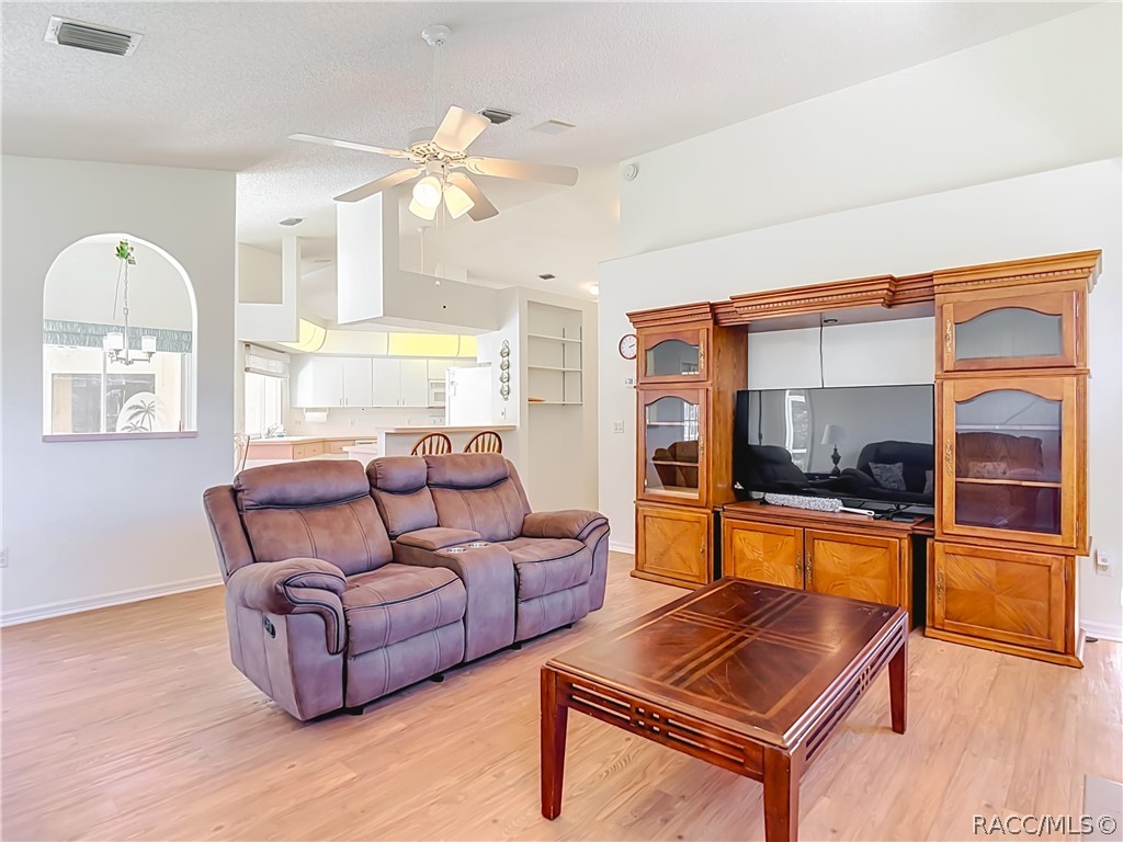20 Bonnie Court S, Homosassa, FL 34446
