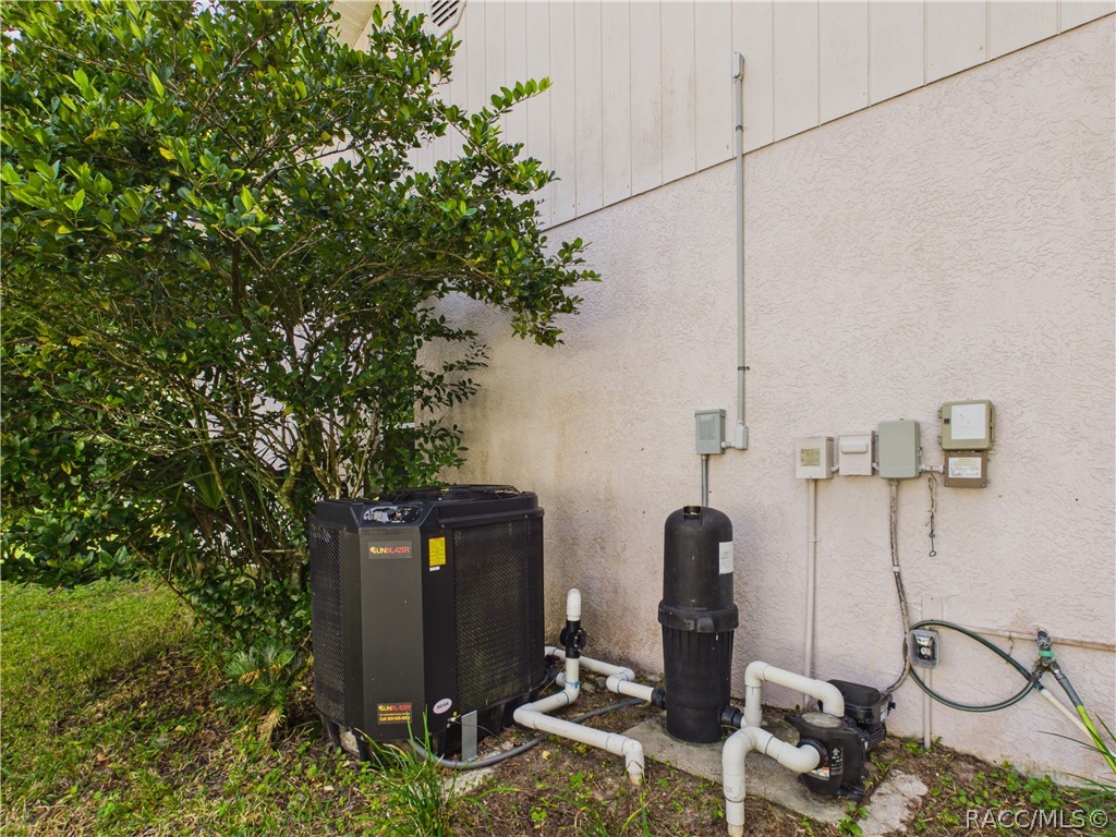 1 Salvia Court W, Homosassa, FL 34446