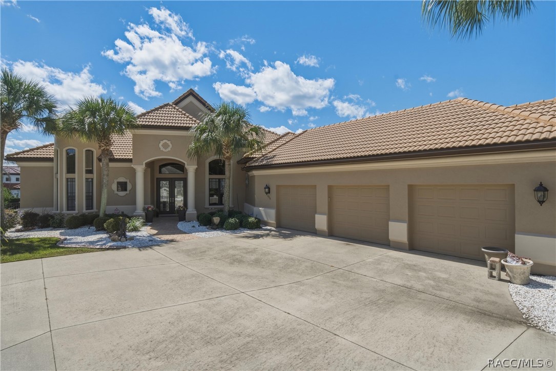 626 W Johnny Pesky Court, Hernando, FL 34442