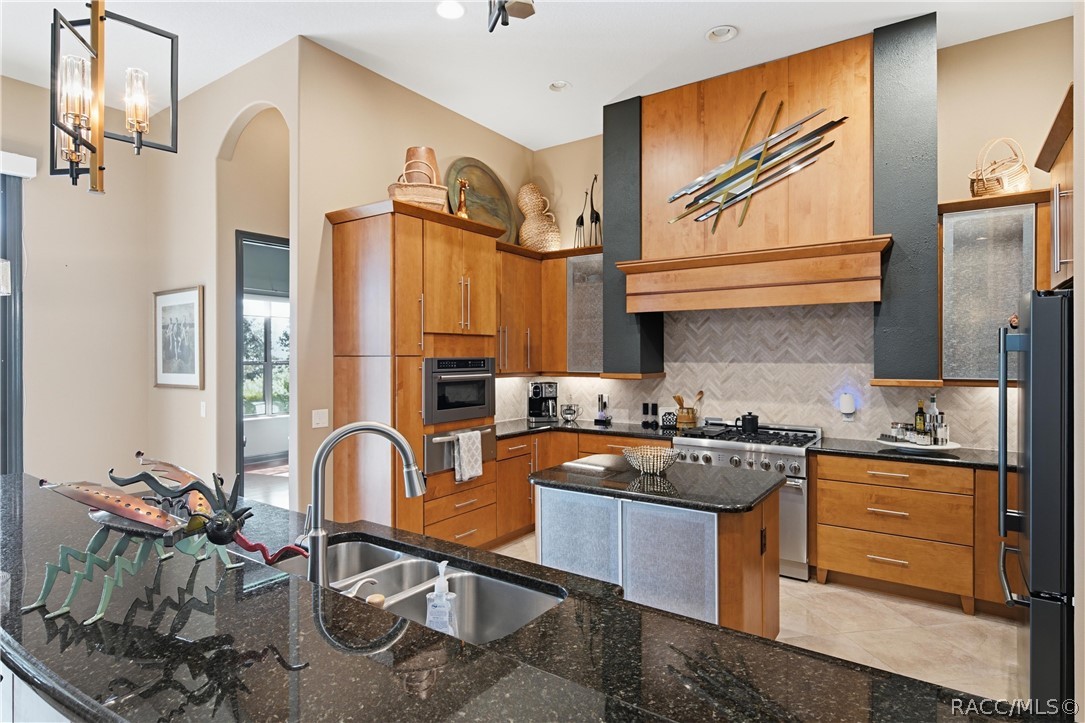 626 W Johnny Pesky Court, Hernando, FL 34442