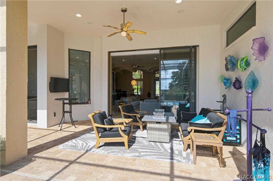 626 W Johnny Pesky Court, Hernando, FL 34442