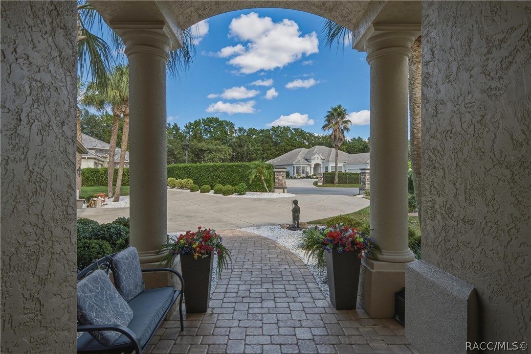 626 W Johnny Pesky Court, Hernando, FL 34442