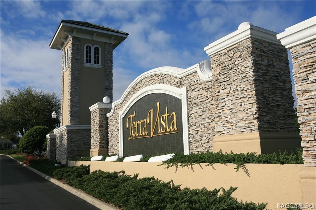 626 W Johnny Pesky Court, Hernando, FL 34442