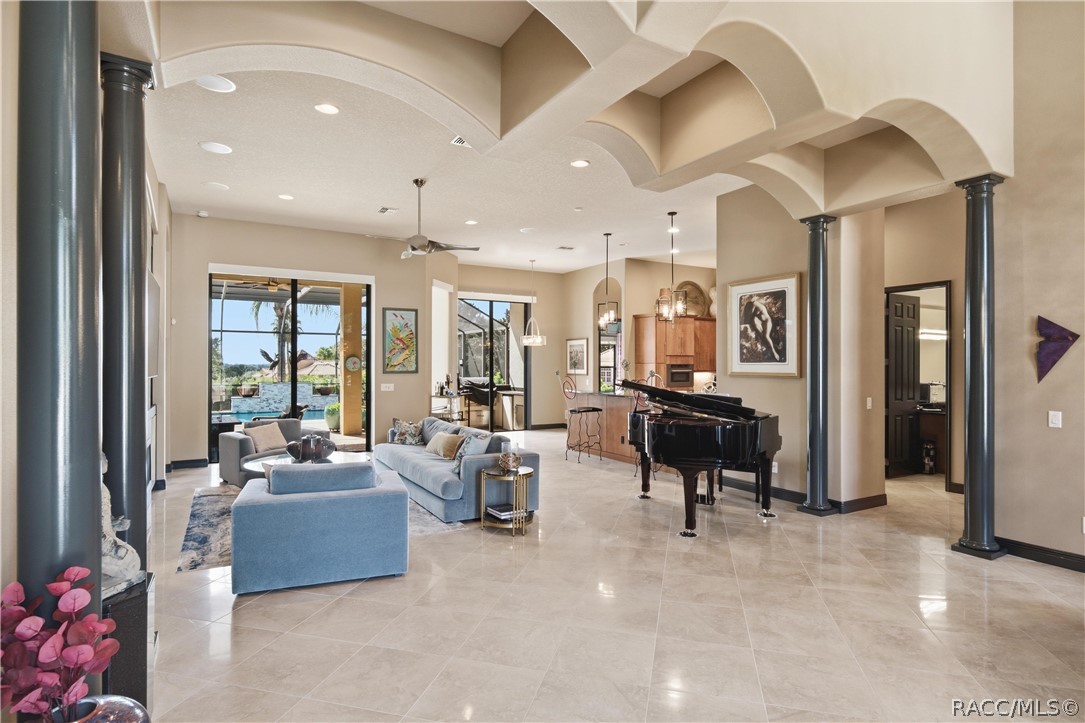 626 W Johnny Pesky Court, Hernando, FL 34442