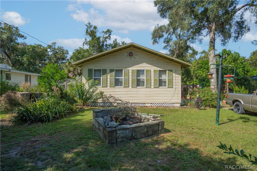10425 E Pintail Drive, Floral City, FL 34436