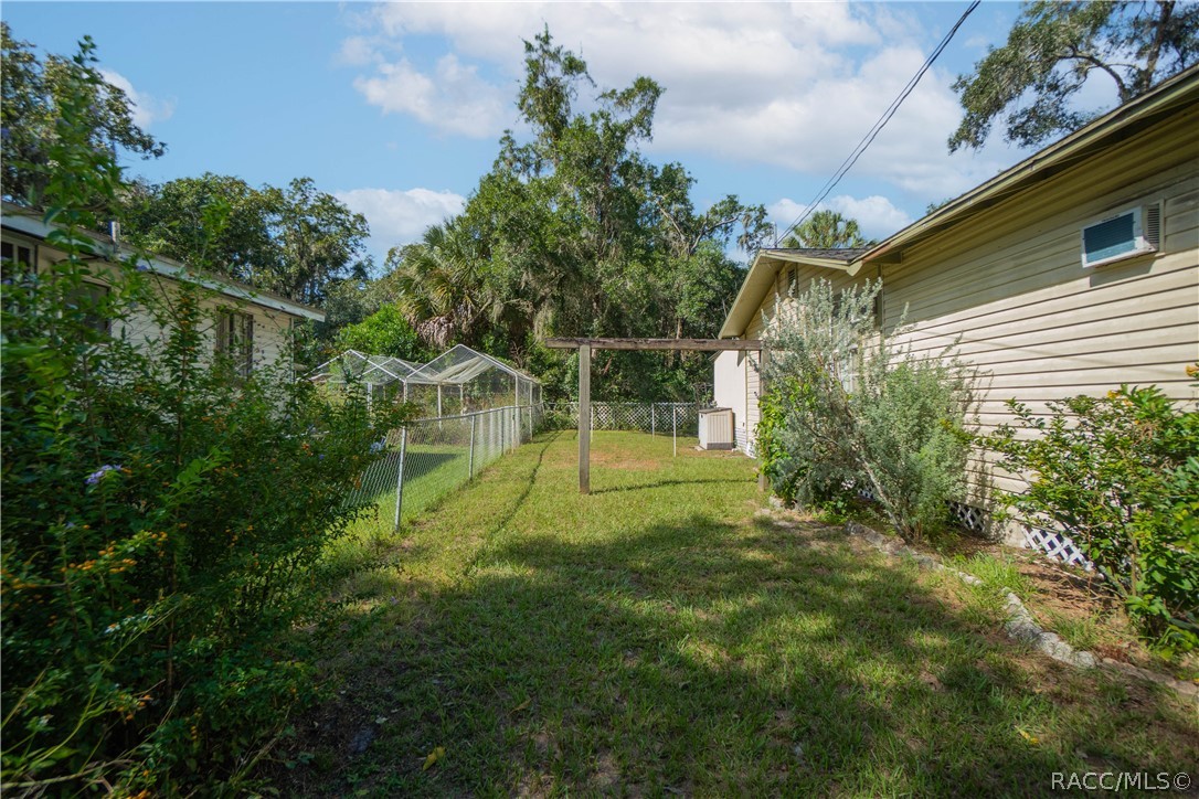 10425 E Pintail Drive, Floral City, FL 34436