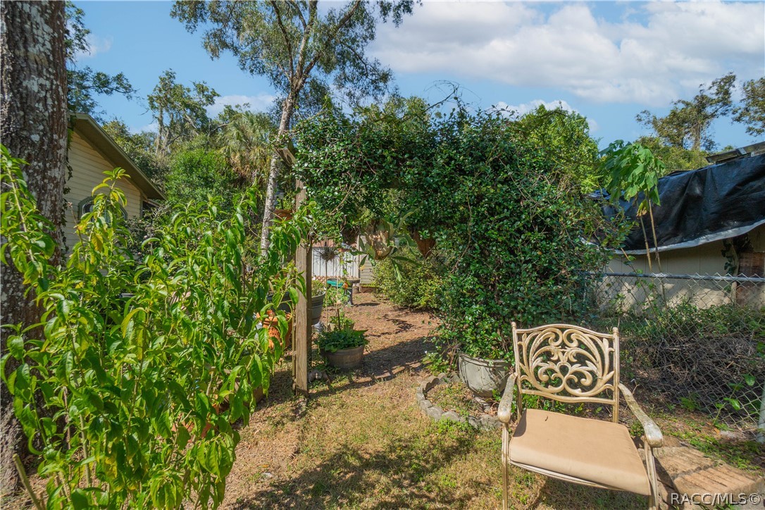 10425 E Pintail Drive, Floral City, FL 34436