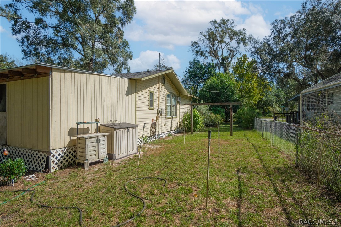 10425 E Pintail Drive, Floral City, FL 34436