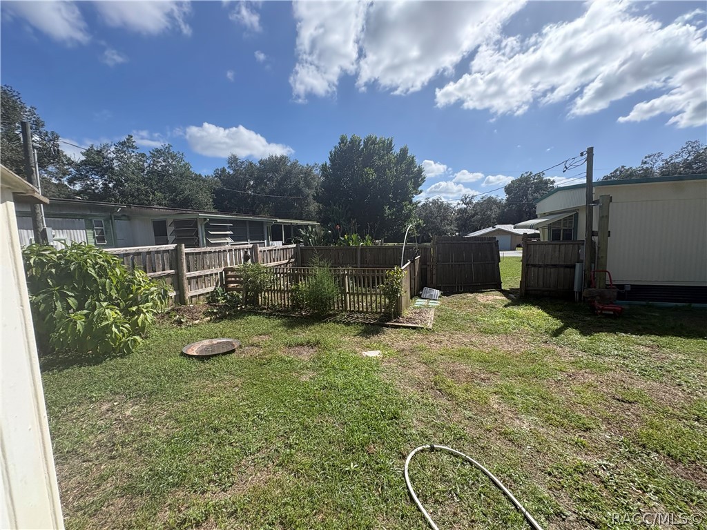 7951 E Partridge Lane, Floral City, FL 34436