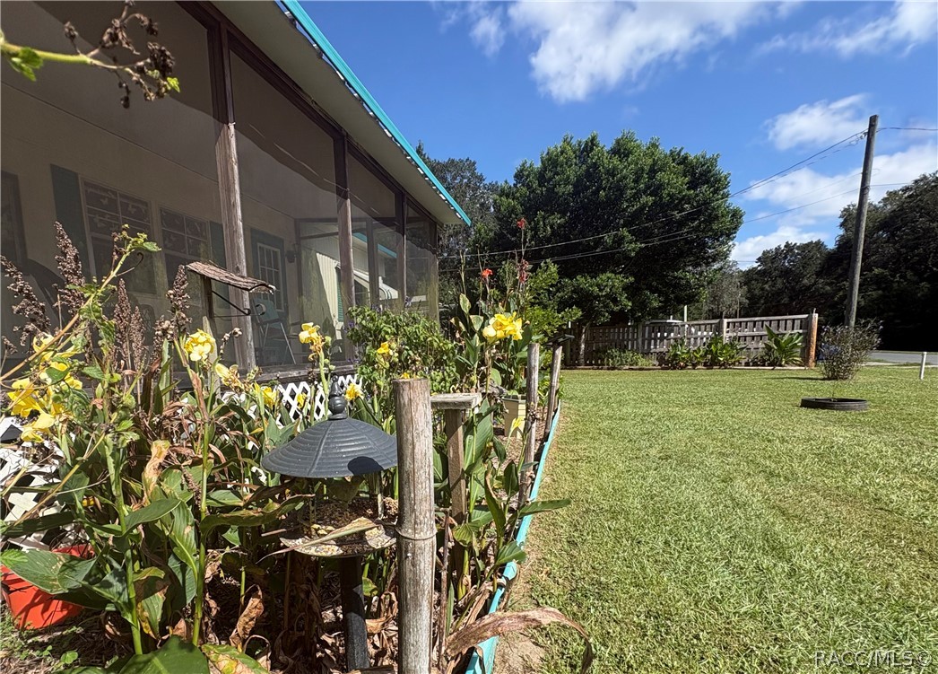 7951 E Partridge Lane, Floral City, FL 34436