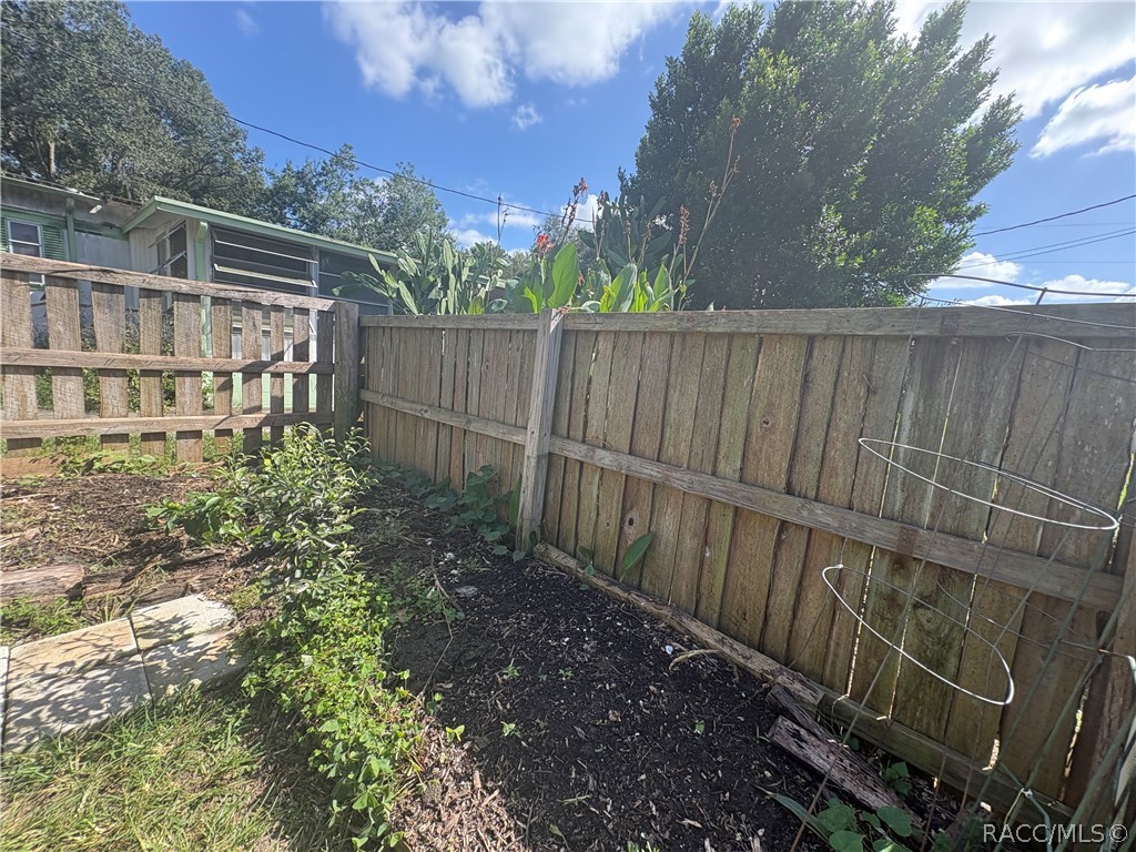 7951 E Partridge Lane, Floral City, FL 34436