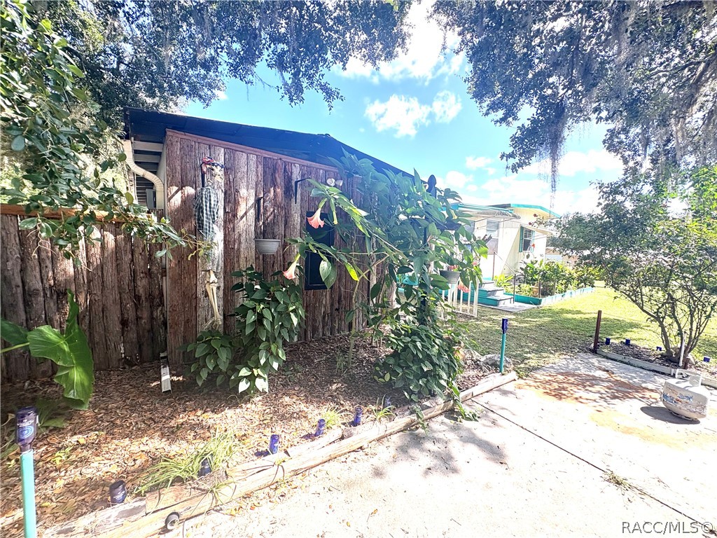 7951 E Partridge Lane, Floral City, FL 34436