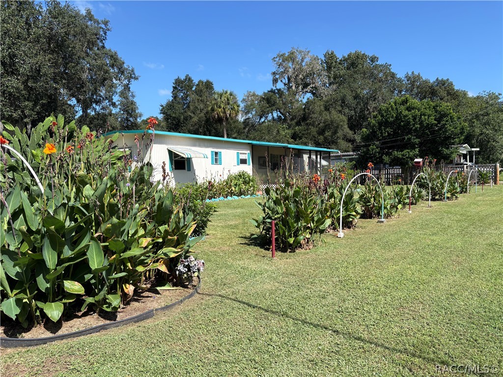 7951 E Partridge Lane, Floral City, FL 34436