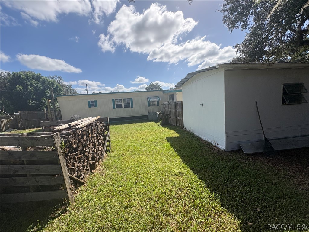 7951 E Partridge Lane, Floral City, FL 34436