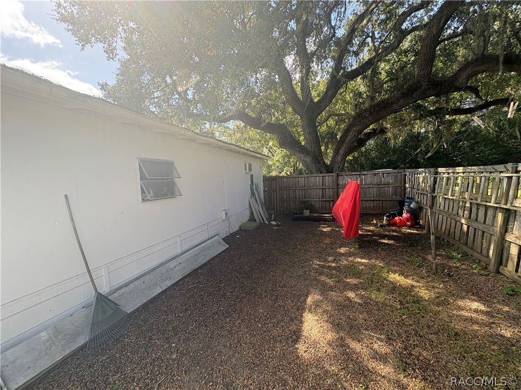 7951 E Partridge Lane, Floral City, FL 34436