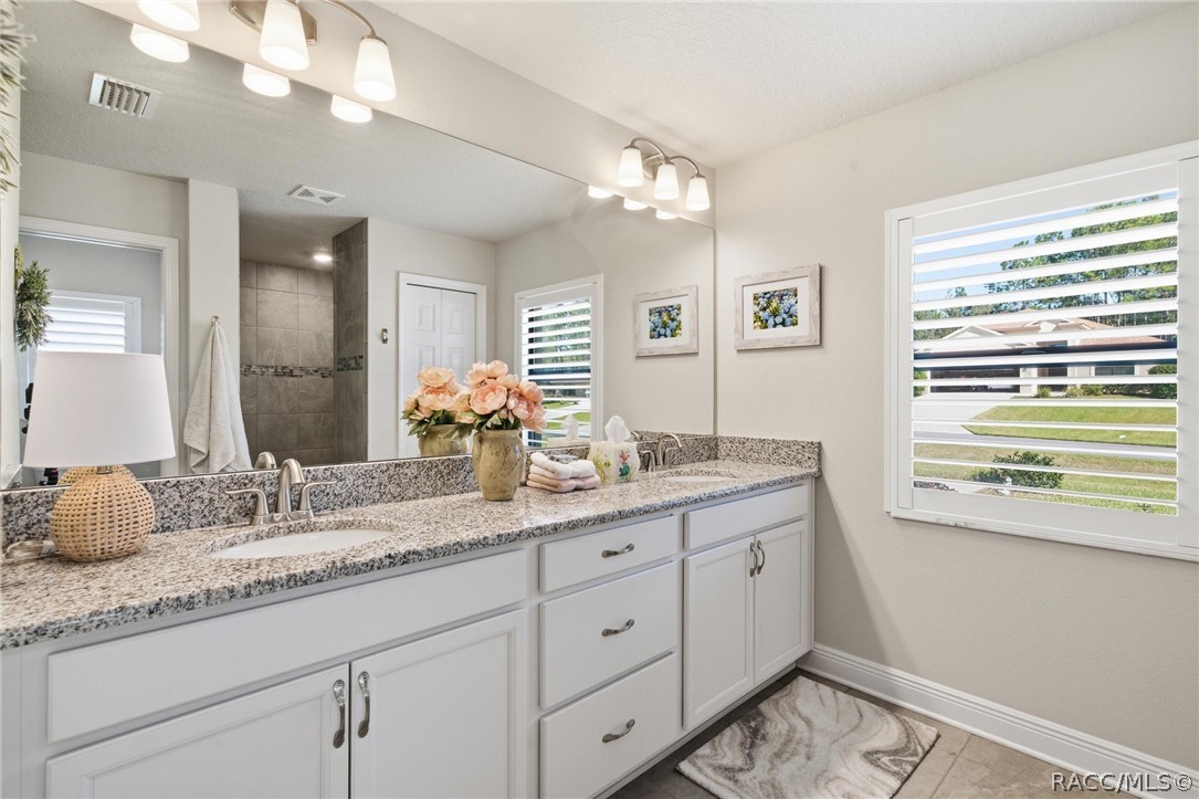 2551 N Brentwood Circle, Lecanto, FL 34461