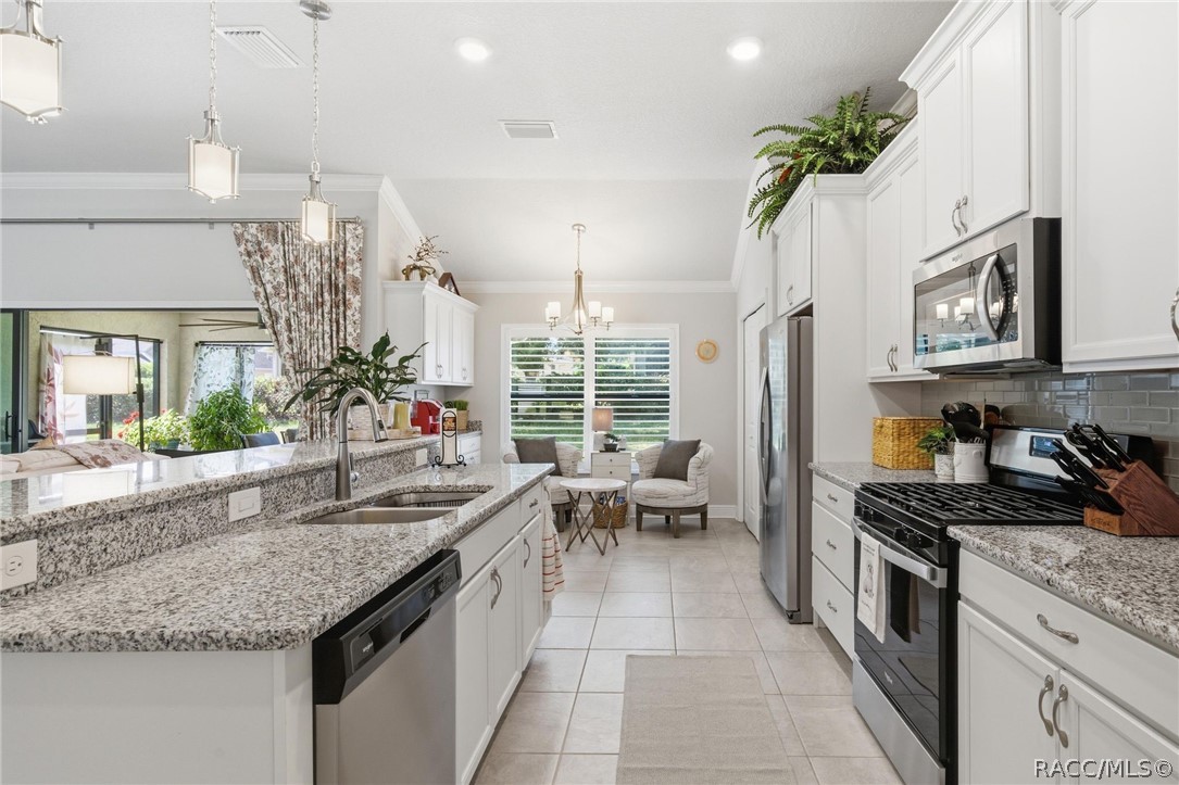 2551 N Brentwood Circle, Lecanto, FL 34461
