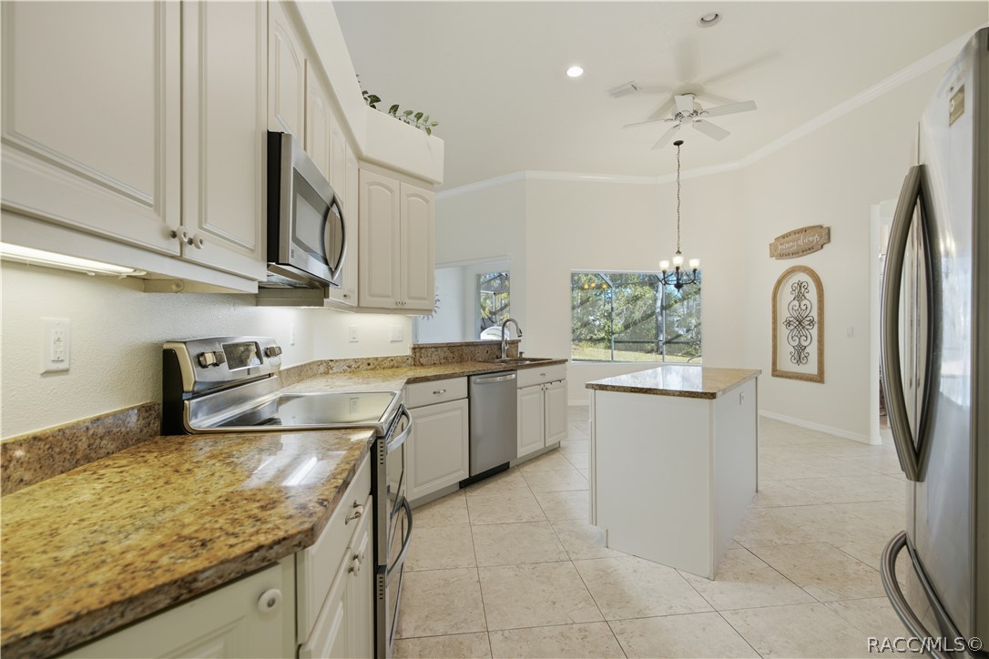 132 Linder Drive, Homosassa, FL 34446