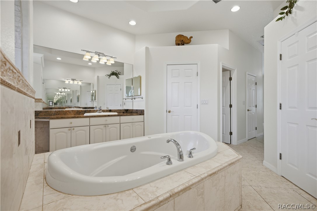 132 Linder Drive, Homosassa, FL 34446