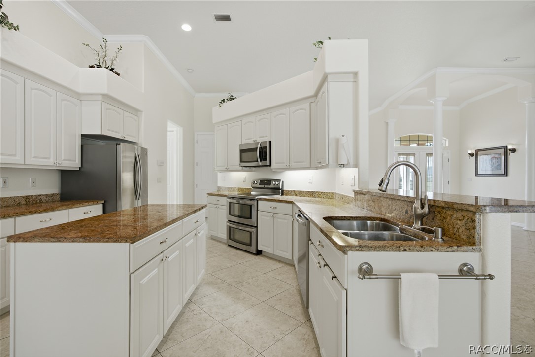 132 Linder Drive, Homosassa, FL 34446