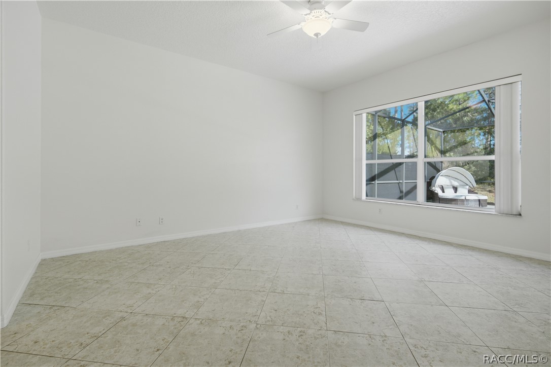 132 Linder Drive, Homosassa, FL 34446