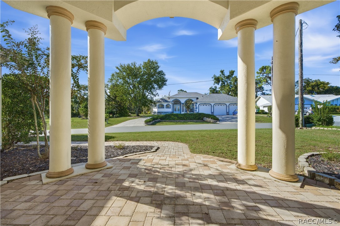 132 Linder Drive, Homosassa, FL 34446