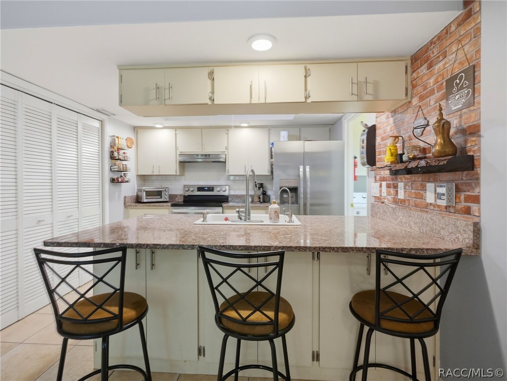 10 Chinaberry Circle, Homosassa, FL 34446