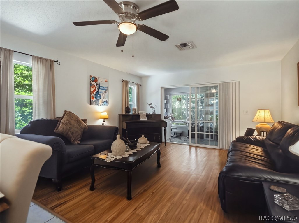 10 Chinaberry Circle, Homosassa, FL 34446