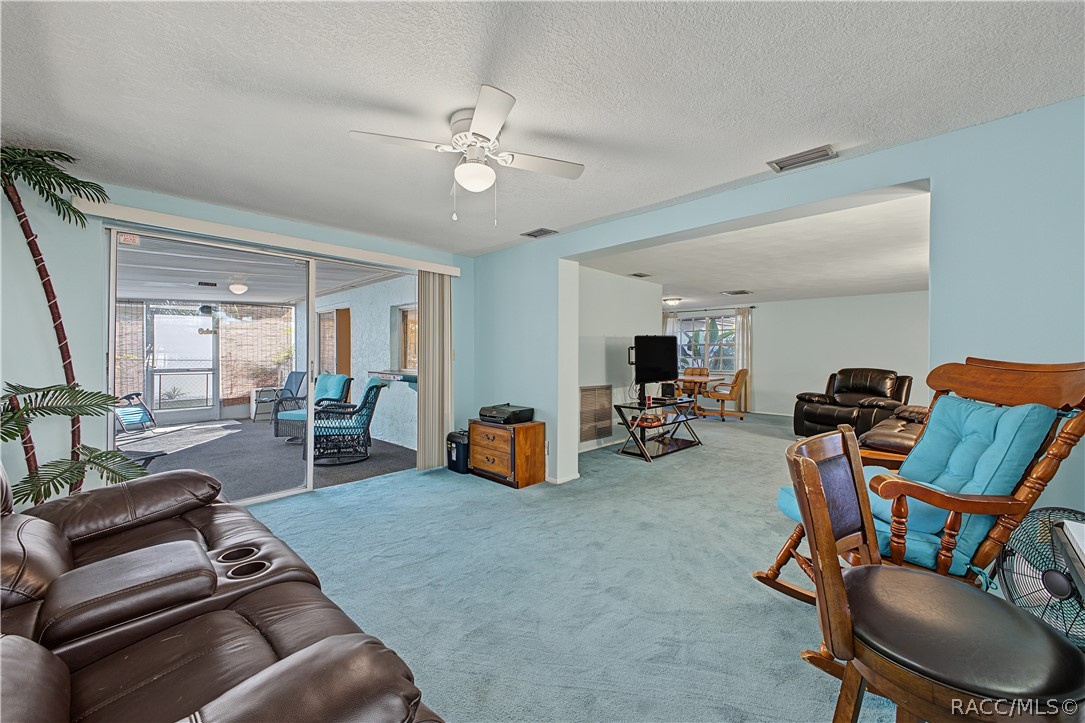 8511 Sunflower Lane, Hudson, FL 34667