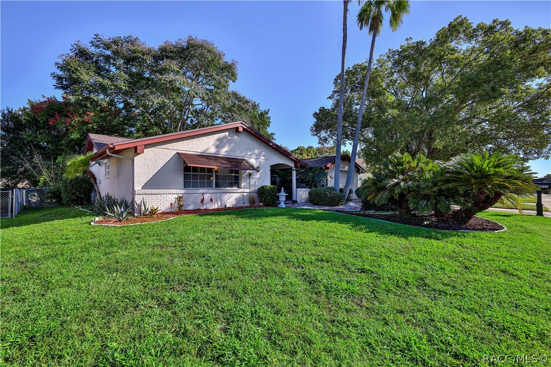 8511 Sunflower Lane, Hudson, FL 34667