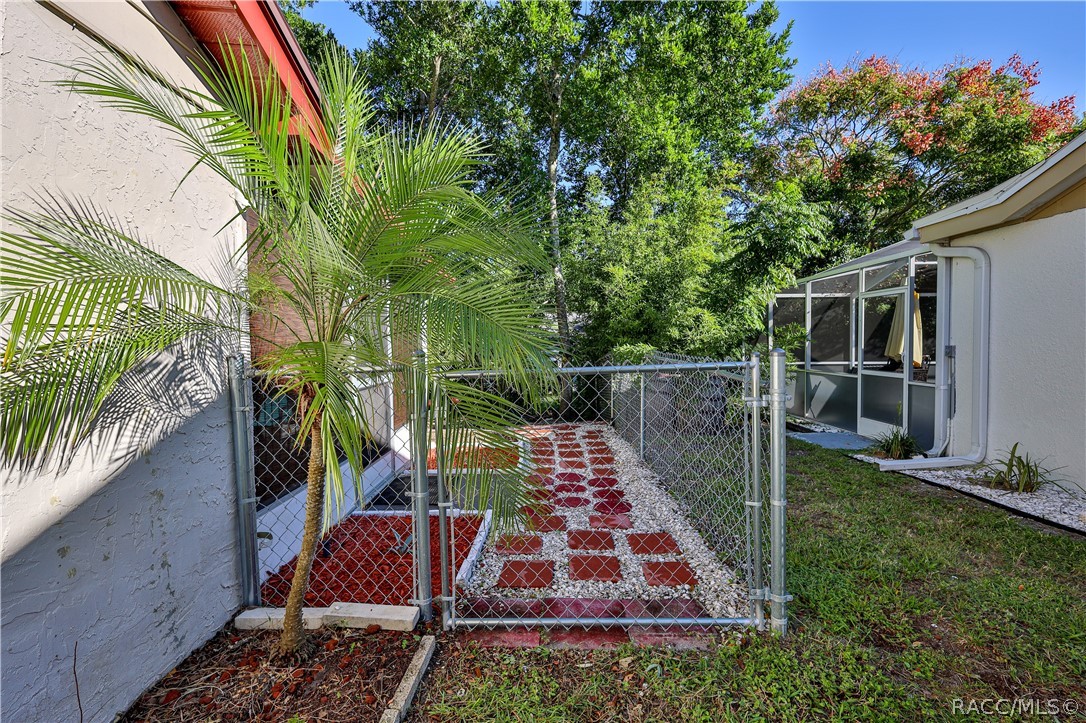 8511 Sunflower Lane, Hudson, FL 34667