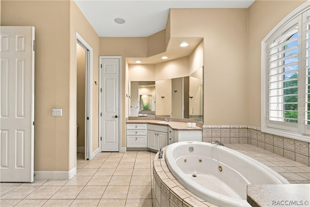 4605 N Pine Valley Loop, Lecanto, FL 34461