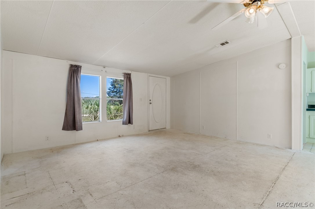 2260 E Shales Court, Hernando, FL 34442