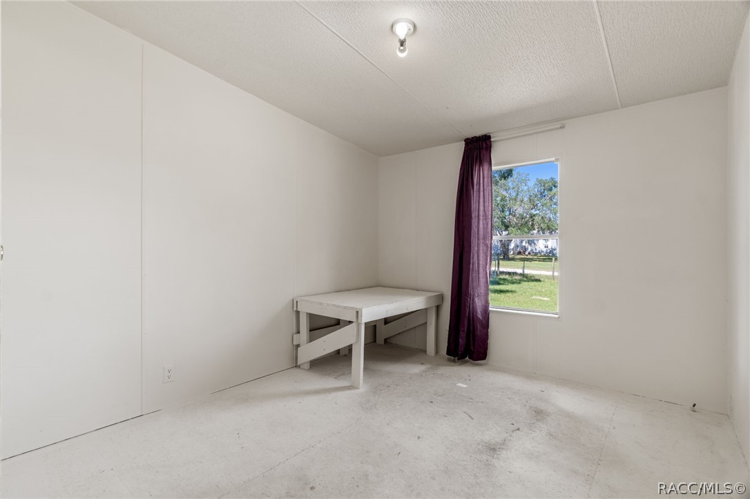 2260 E Shales Court, Hernando, FL 34442