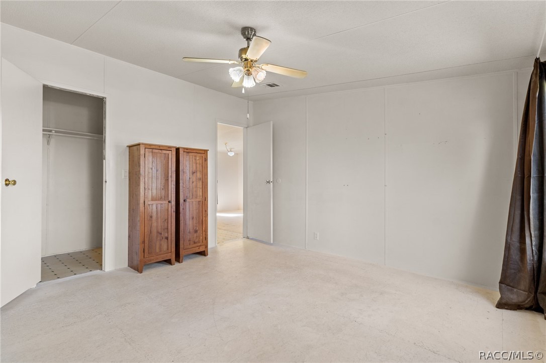 2260 E Shales Court, Hernando, FL 34442