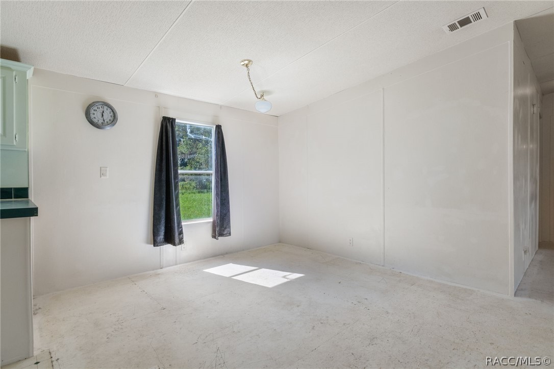 2260 E Shales Court, Hernando, FL 34442