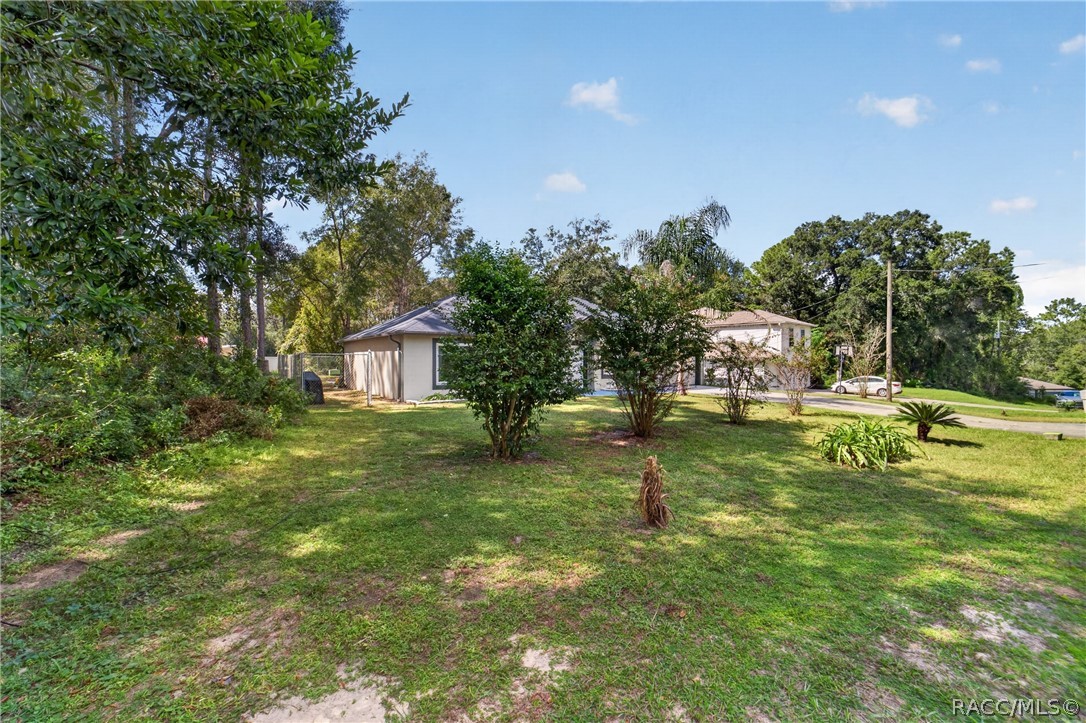 8364 N Pocono Drive, Citrus Springs, FL 34434