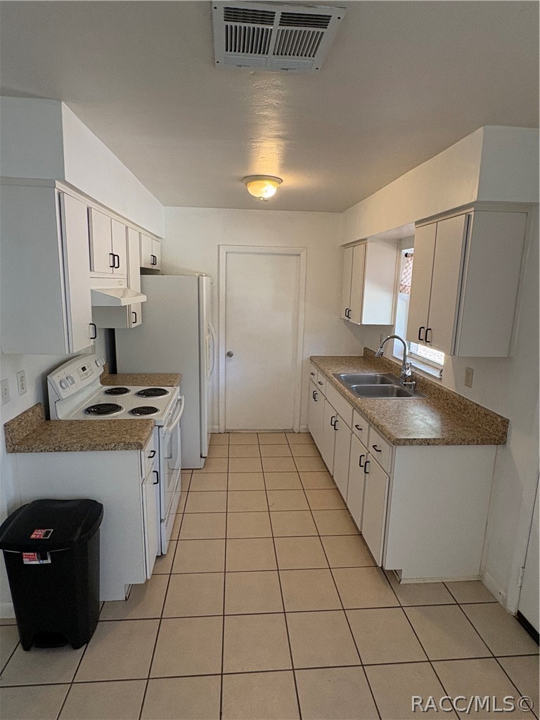 3279 E Kennedy Street, Inverness, FL 34453