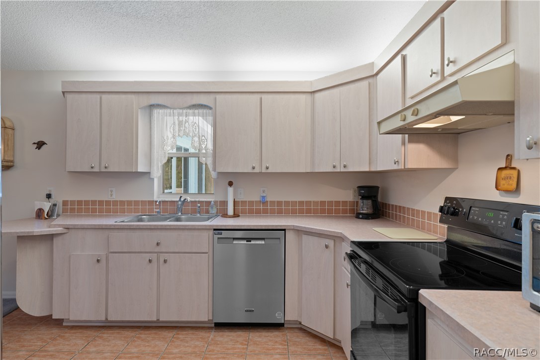 5760 S Concord Terrace, Inverness, FL 34452