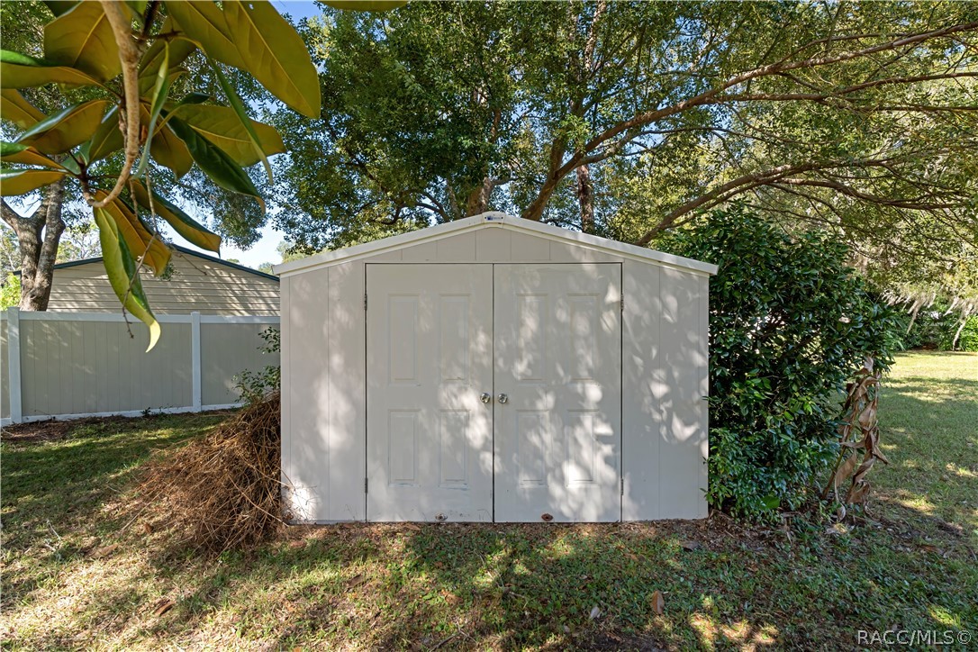 5760 S Concord Terrace, Inverness, FL 34452