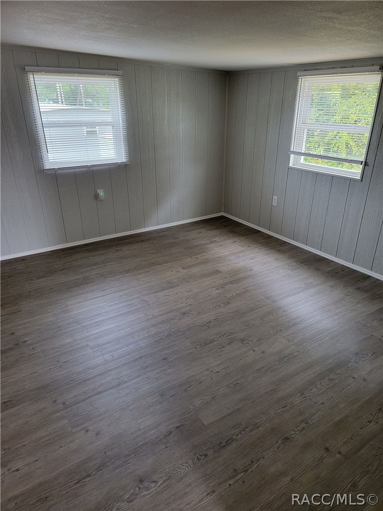 3863 E Larkwood Lane, Inverness, FL 34452