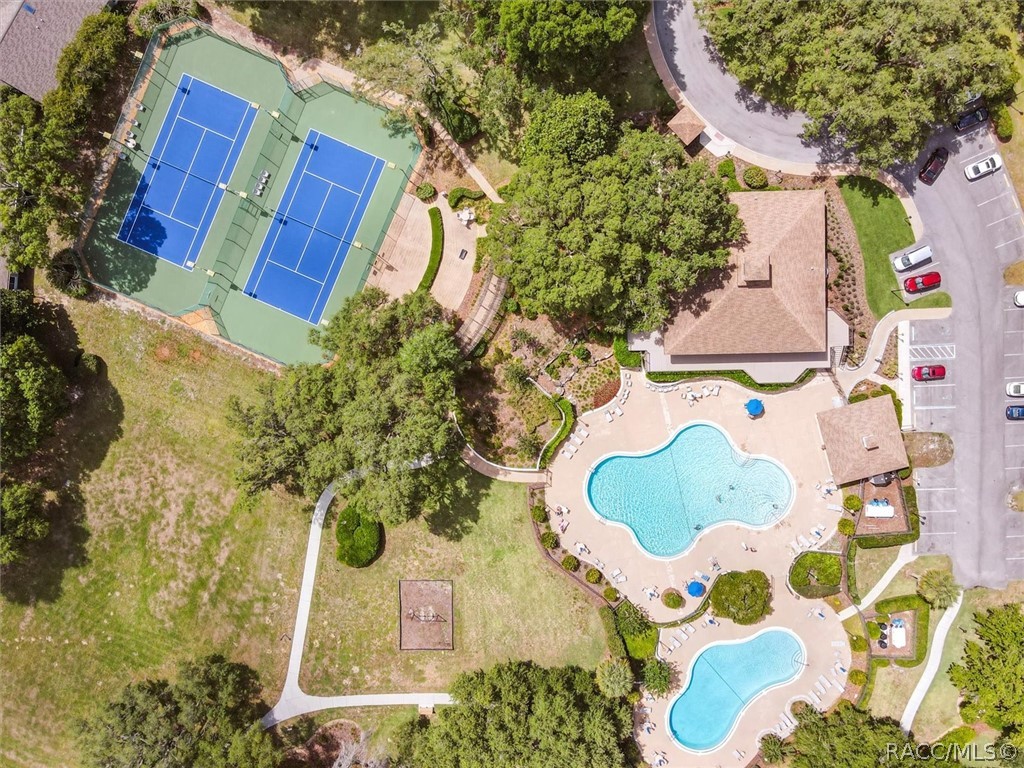 RECREATIONAL AMENITIES
RESORT-STYLE RECREATION AT YOUR FINGERTIPS! An impressive aerial view showcasing Meadowcrest's TWO COMMUNITY POOLS, TENNIS COURTS, clubhouse area & beautifully landscaped recreational grounds!