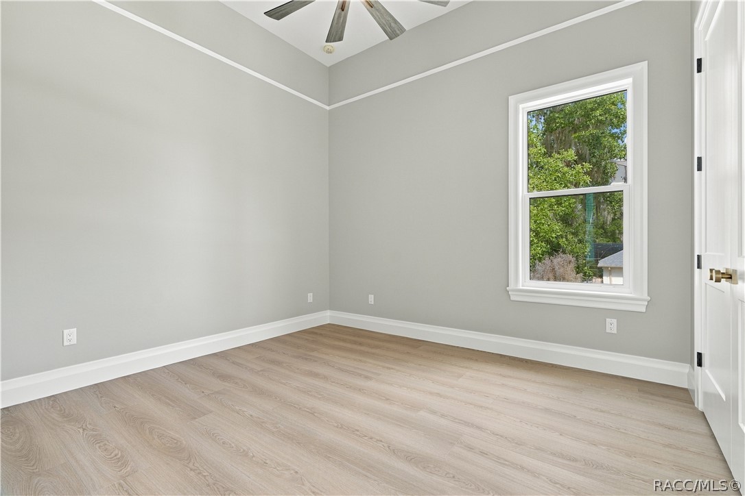 414 NW 8th Avenue, Crystal River, FL 34428