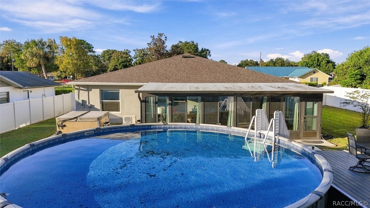 8810 E Maplewood Street, Inverness, FL 34450