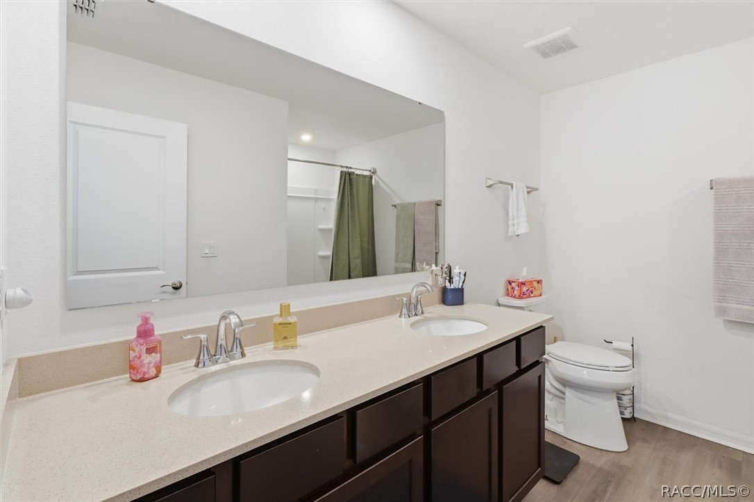 8810 E Maplewood Street, Inverness, FL 34450